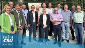 Die agrarpolitischen Sprecher informierten sich über Produktion und neue Zuchtsorten bei der Hopfenforschungsanstalt der Bayerischen Landesanstalt für Landwirtschaft in Hüll. Foto: CSU-Fraktion